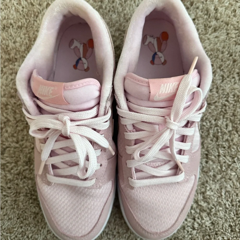 Nike | Dunk Low 'Teddy Bear - Light Soft Pink' - Picture 5 of 6